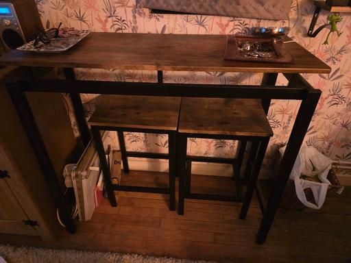 Buy & Sell Dollis Hill North West London - Photos for small 2 seat console dining table