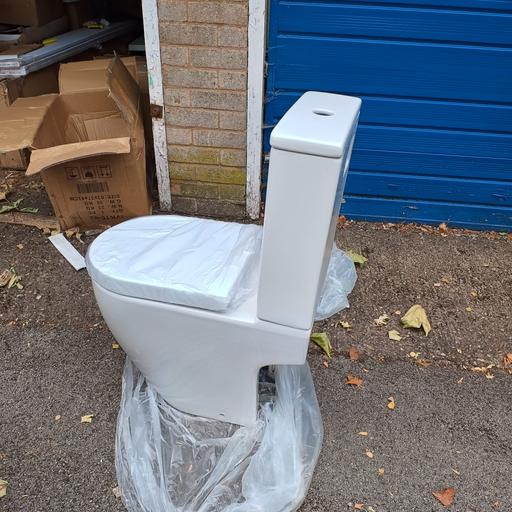 Buy & Sell Frankley Bromsgrove - Photos for Close Coupled Toilet - rimless with seat