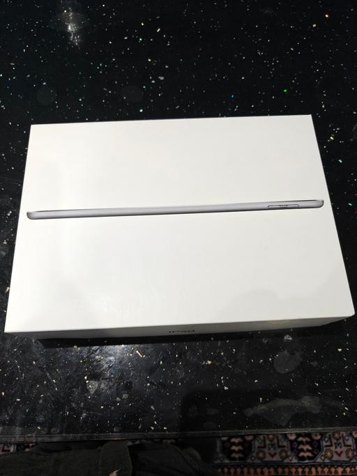 Buy & Sell Belmont North West London - Photos for Apple iPad 6th Generation 32GB Wi-Fi 2018 Gr