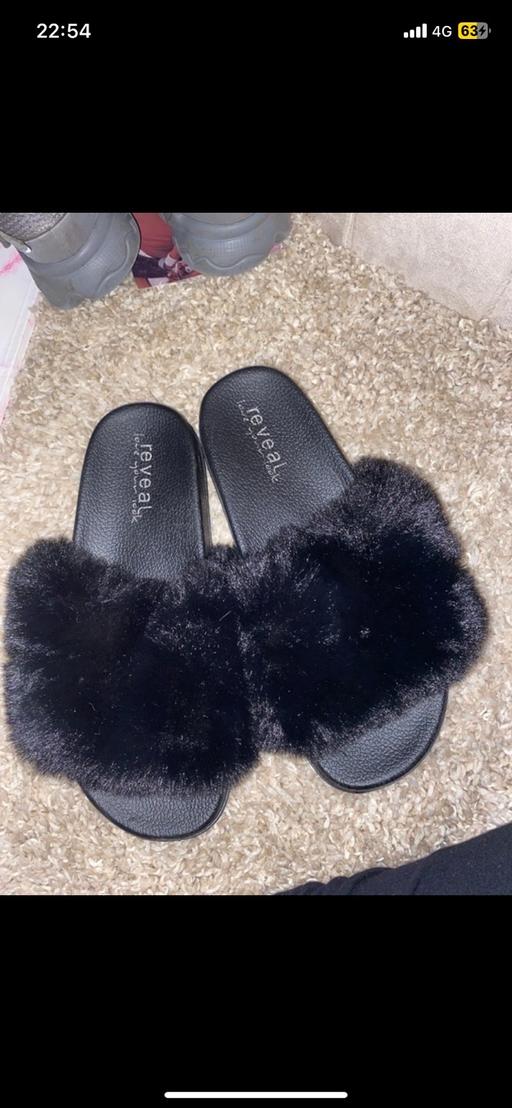 Buy & Sell Station Town County Durham - Photos for Sliders