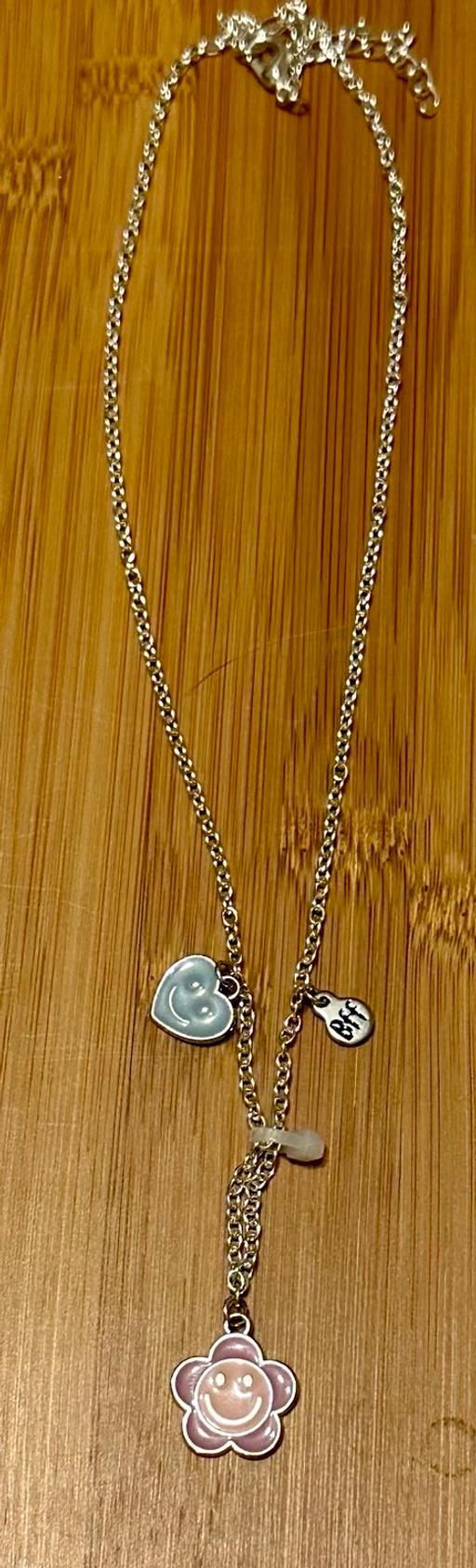 Buy & Sell Shirley Solihull - Photos for New girls necklace