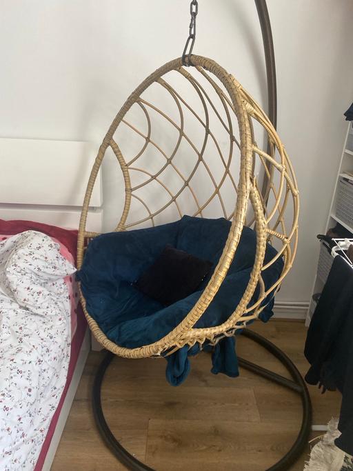 Buy & Sell Bromley East London - Photos for Swing egg chair with comfy cushions