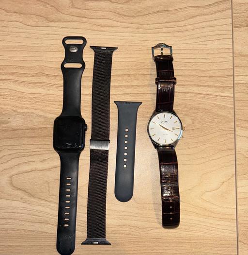 Buy & Sell St Margarets Central London - Photos for Apple Watch (Bundle Deal)