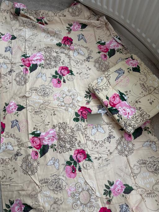 Buy & Sell Great Barr Birmingham - Photos for Vintage country style double duvet & Seat Cus