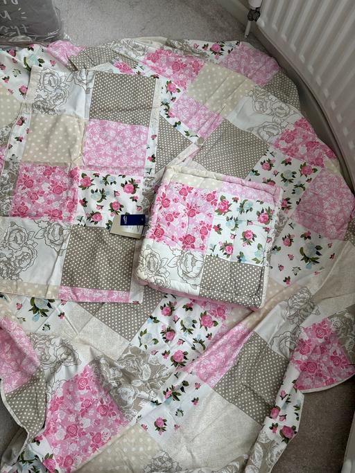 Buy & Sell Great Barr Birmingham - Photos for Vintage country style patchwork print.