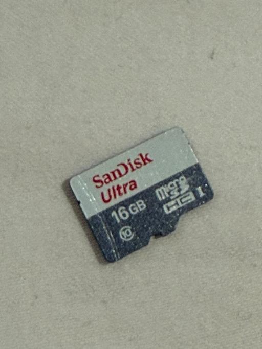 Buy & Sell Canary Wharf East London - Photos for SanDisk micro sd 16gb