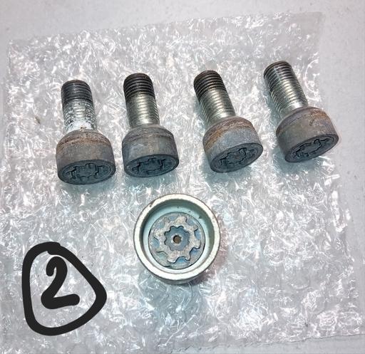 Vehicles Tividale Sandwell - Photos for wheel locking nuts vw/seat/skoda/audi