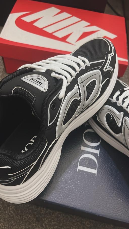 Buy & Sell Bermondsey South East London - Photos for Baby Dior size 9 available for collection