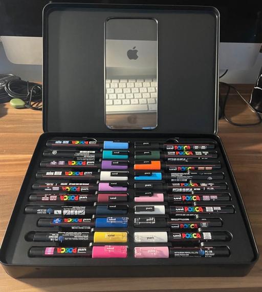 Classes Mill Hill East Station Barnet - Photos for Posca pens (20 markers + tin)