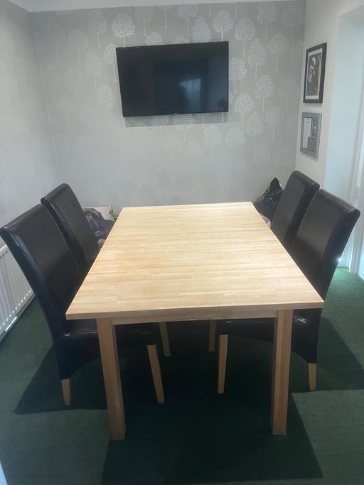 Buy & Sell Great Preston Leeds - Photos for Wooden Dining Table