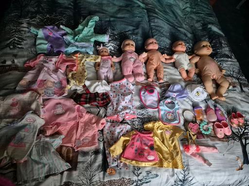 Buy & Sell Dagenham Barking and Dagenham - Photos for Dolls & Accessories Bundle