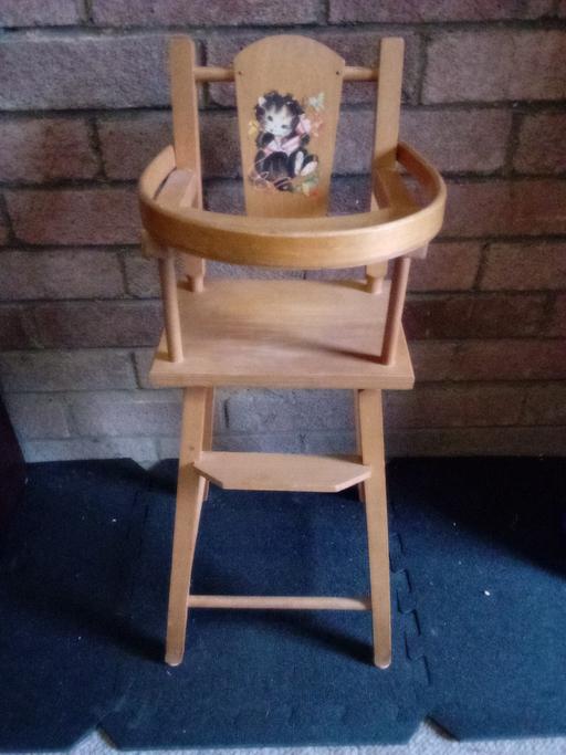 Buy & Sell Sundon Luton - Photos for Dolls High Chair (LU33BY)