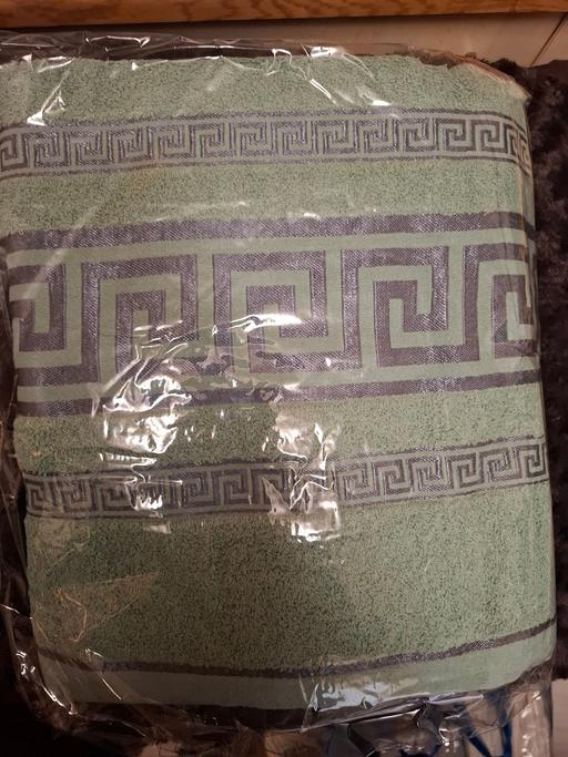 Buy & Sell Woodsetton Dudley - Photos for BATH SHEET