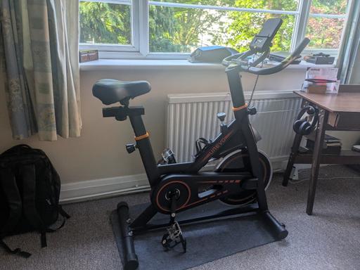 Buy & Sell Lambeth South East London - Photos for UREVO 10kg Flywheel Indoor Exercise Bikes