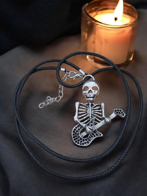 Buy & Sell Ebbw Vale Blaenau Gwent - Photos for Large silver skeleton cord necklace new