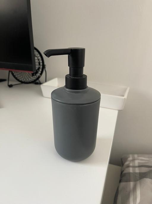 Buy & Sell East Ham East London - Photos for Soap dispenser