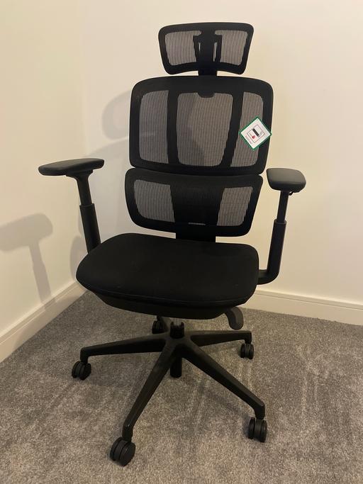 Buy & Sell Banks West Lancashire - Photos for Ergonomic office chair with lumbar support