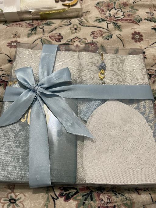 Buy & Sell Beckton East London - Photos for Prayer met gift set