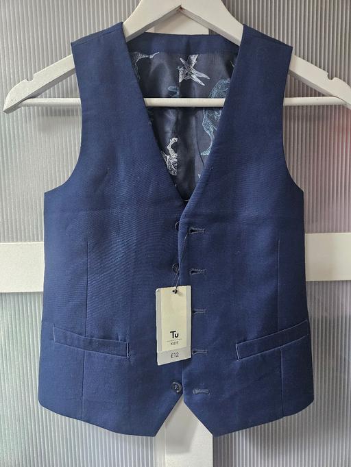 Buy & Sell Weston Point Halton - Photos for 🌟NEW🌟 Age 11 TU navy waistcoat