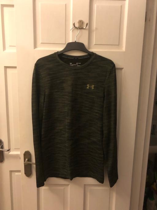 Buy & Sell Hayes Bromley - images_alt_text Under armour shirt