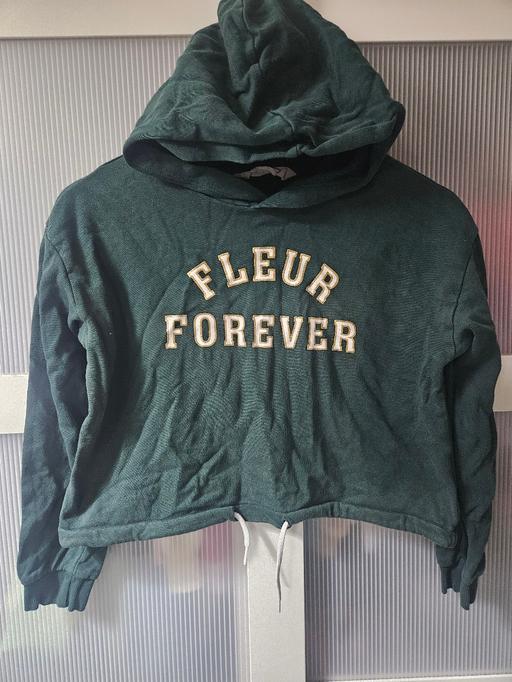 Buy & Sell Weston Point Halton - Photos for Age 11-12 H&M green cropped hoody
