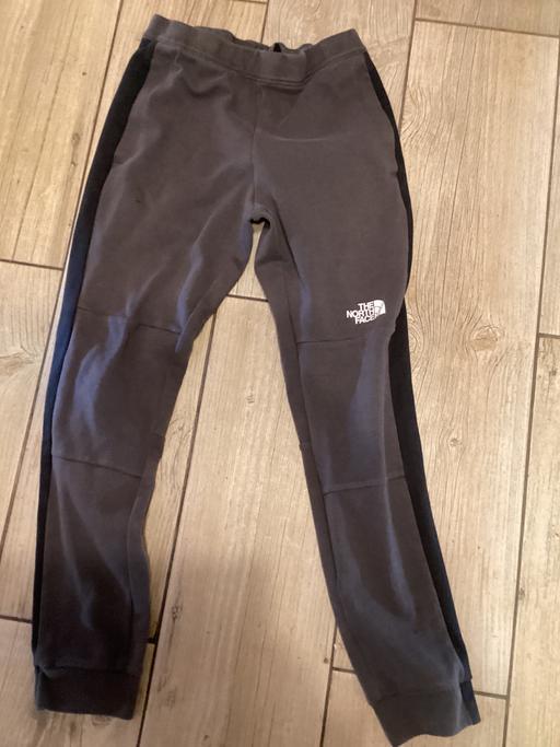 Buy & Sell Southdene Knowsley - Photos for Boys size L north face bottoms joggers