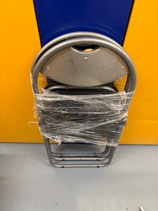 Buy & Sell - Photos for Foldable Chairs 