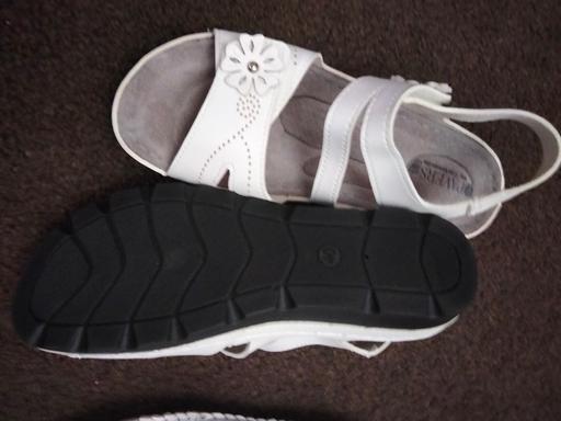 Buy & Sell Thurnscoe Barnsley - Photos for Pavers Sandals New