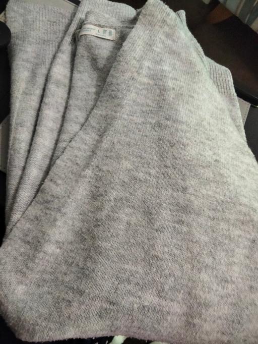 Buy & Sell Thurnscoe Barnsley - Photos for Long Grey Cardigan.