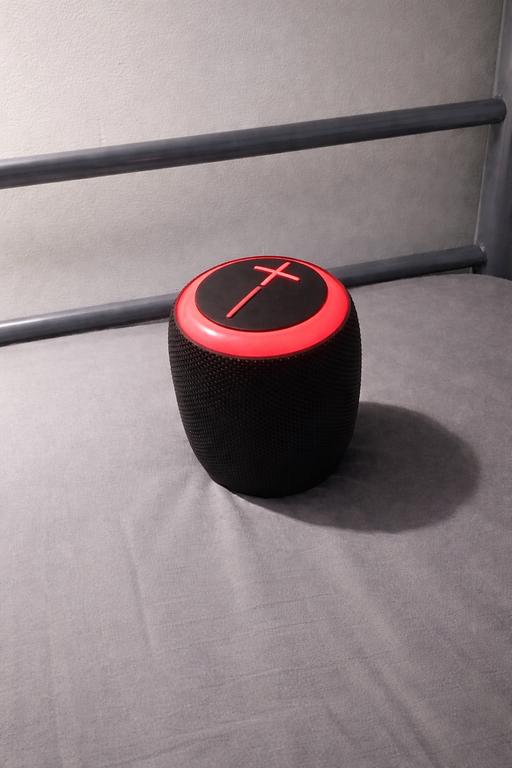 Buy & Sell Greenford Ealing - Photos for Bluetooth Speaker (Great Condition)