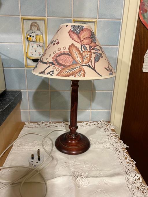 Buy & Sell Brooklands Manchester - Photos for Table Lamp