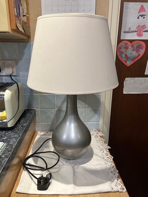 Buy & Sell Brooklands Manchester - Photos for Quality silver ceramic heavy based table lamp