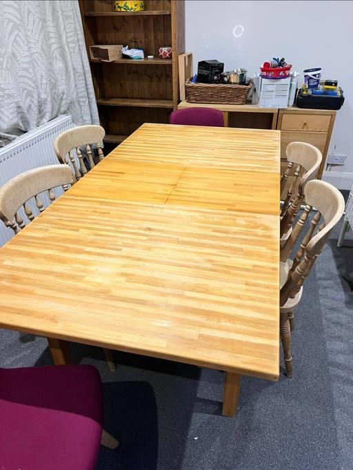 Buy & Sell Openshaw Manchester - Photos for table and 4 chairs.