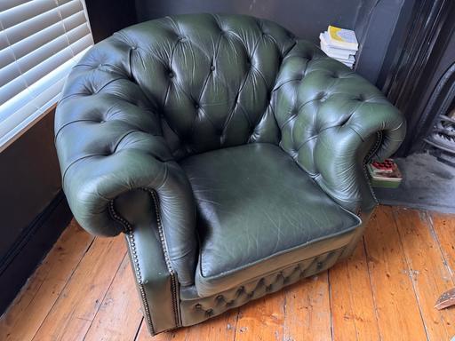 Buy & Sell - Photos for Leather Chair - Excellent condition