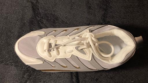 Buy & Sell Tokyngton North West London - Photos for New trainer size 5