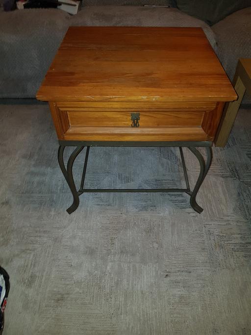 Buy & Sell Farnham Royal Slough - Photos for Vintage side table metsl steel legs