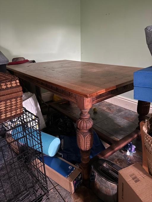 Buy & Sell Sundon Luton - Photos for Solid wood dining table