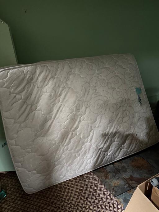 Buy & Sell Sundon Luton - Photos for Silent night double mattress