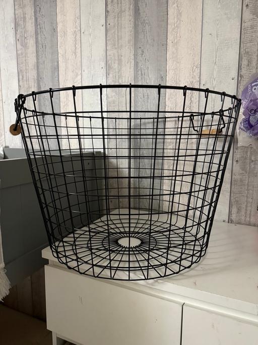 Buy & Sell Sundon Luton - Photos for Huge storage wire basket