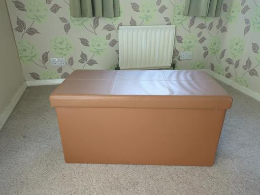 Buy & Sell Hasbury Dudley - Photos for Brown faux leather storage box