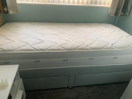 Buy & Sell Woodcross Wolverhampton - Photos for Single divan bed