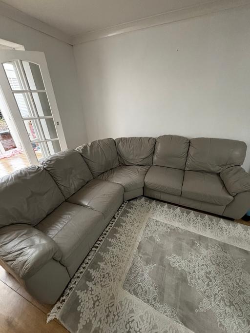 Buy & Sell Northampton West Northamptonshire - Photos for Large Corner Leather Sofa - Great Condition