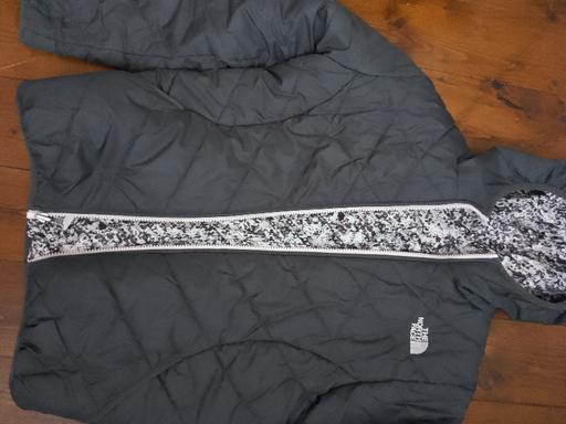 Buy & Sell Smethwick Sandwell - Photos for North face double sided jkt age 10/12