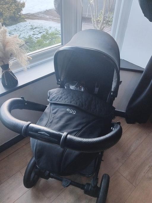 Buy & Sell Fallings Park Wolverhampton - Photos for egg pram