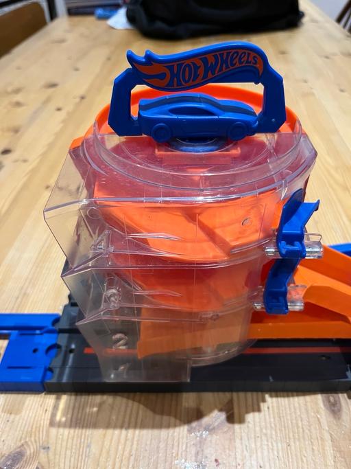 Buy & Sell Mossley Hill Liverpool - Photos for Hot Wheels City Super Spin Dealership