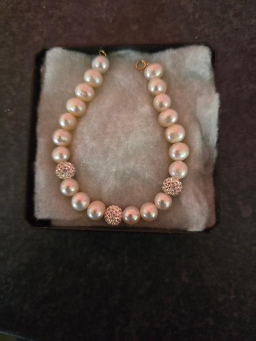 Buy & Sell Bow East London - Photos for Pearl bracelet