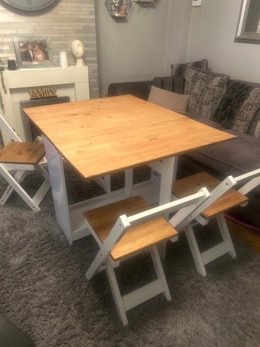 Buy & Sell Purfleet-on-Thames Thurrock - Essex - Photos for Folding table and 3 chairs like new 