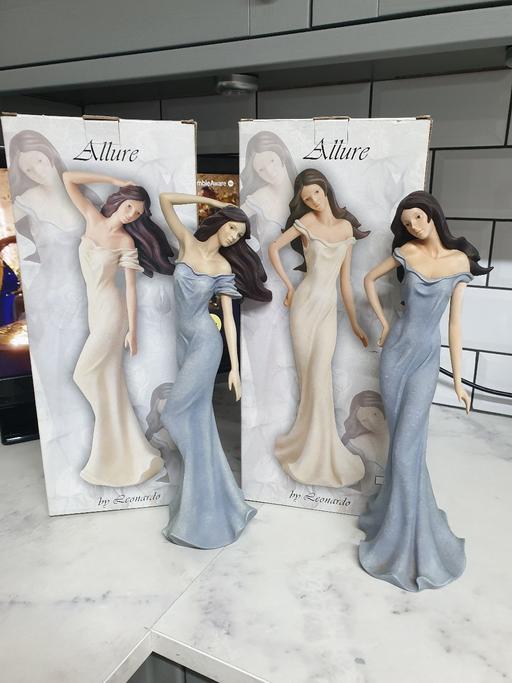 Buy & Sell Kings Norton Birmingham - Photos for Pair of Leonardo statue