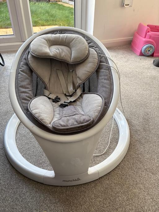 Buy & Sell Putmoe Bedford Bedford - Photos for Munchkin swing