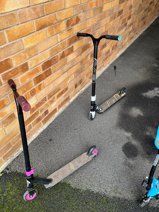 Buy & Sell Wigginton Tamworth - Photos for 3 kids scooters
